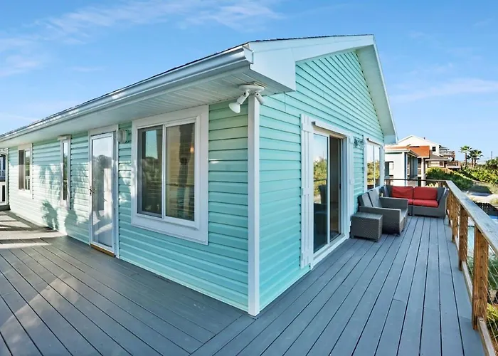 Ocean Views Retreat! Renovated Apt With Beach Bikes!
