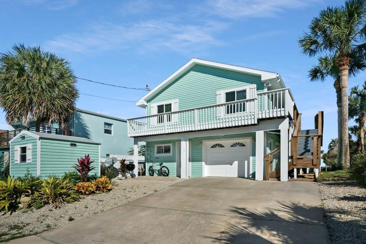 Apartment Ocean Views Retreat! Renovated With Bikes!