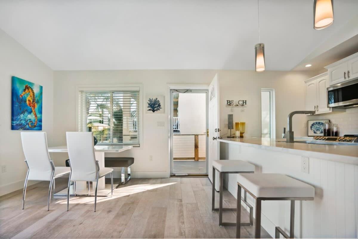 Ocean Views Retreat! Renovated With Bikes! * St. Augustine