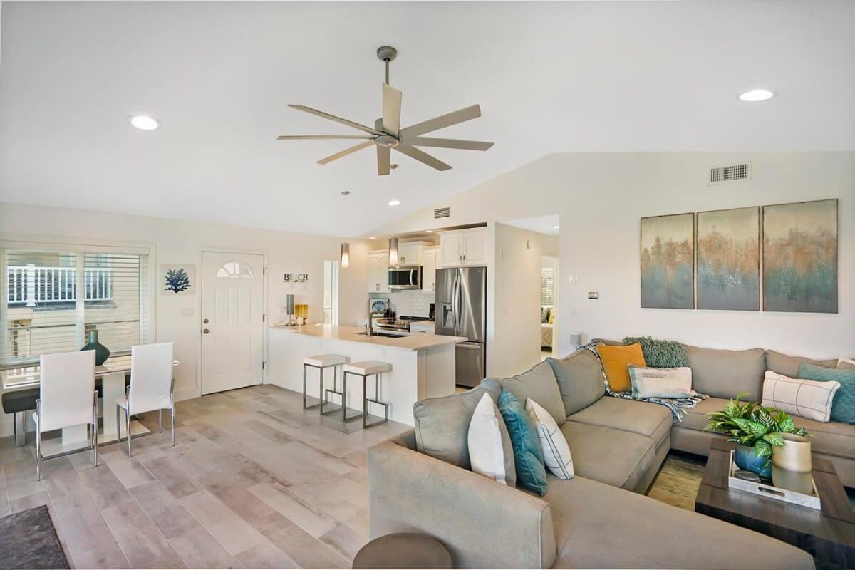 Ocean Views Retreat! Renovated With Bikes! St. Augustine